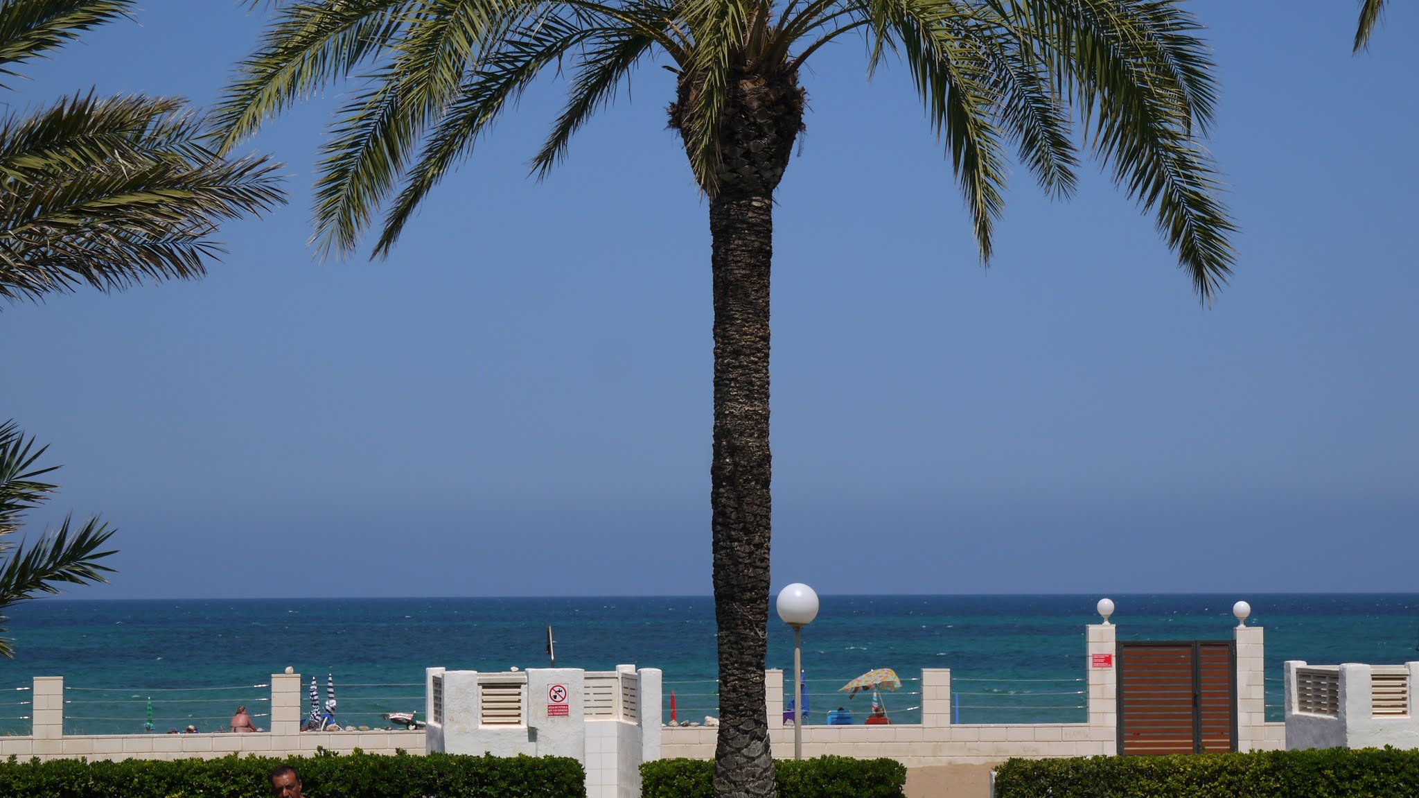 weitläufiger Strand